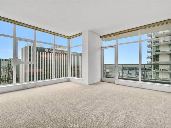 411 W Seaside Way 1804, Long Beach CA 90802