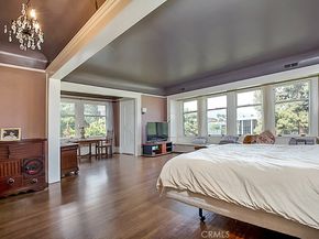 182 S Orange Grove Boulevard, Pasadena CA 91105