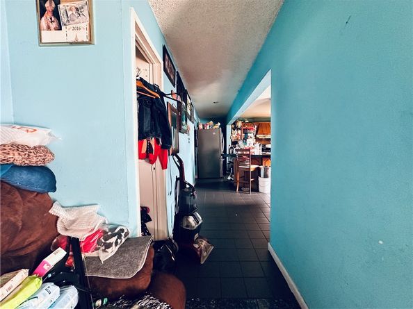 943 W 65th, Los Angeles CA 90044