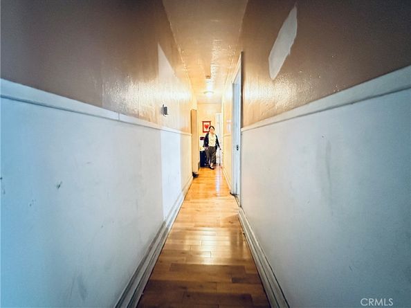 943 W 65th, Los Angeles CA 90044