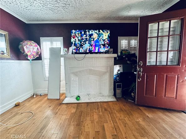 943 W 65th, Los Angeles CA 90044