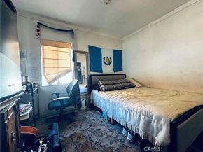 943 W 65th, Los Angeles CA 90044