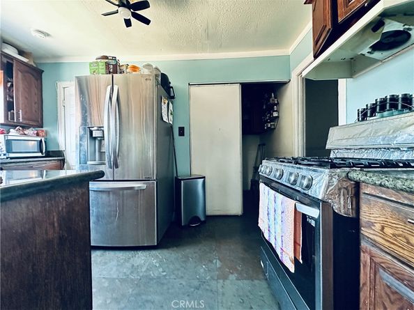 943 W 65th, Los Angeles CA 90044