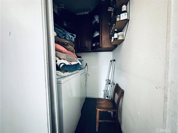 943 W 65th, Los Angeles CA 90044