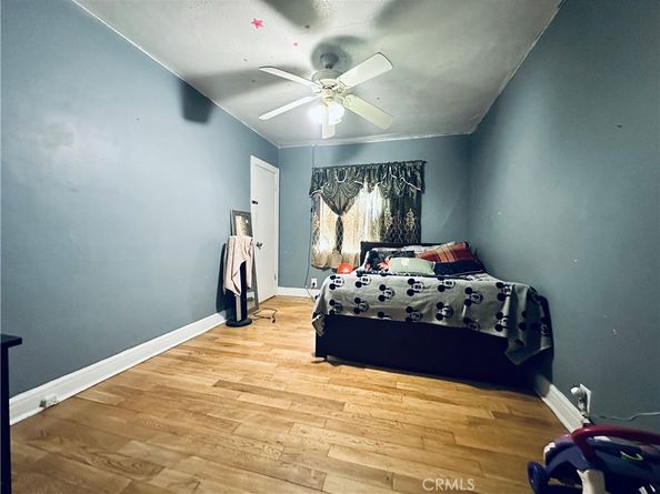 943 W 65th, Los Angeles CA 90044