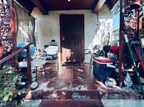 943 W 65th, Los Angeles CA 90044