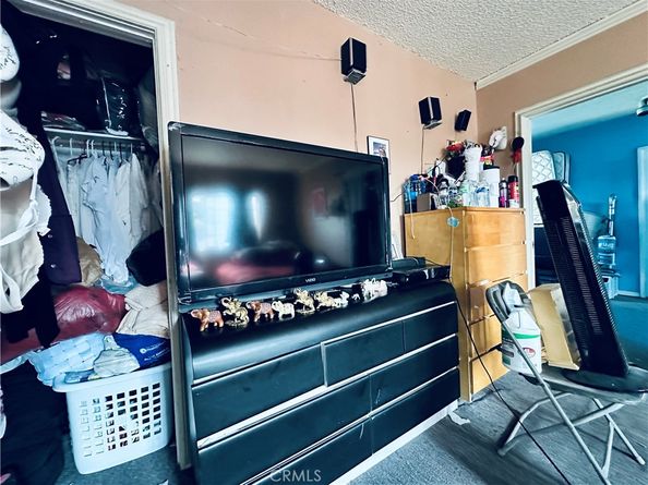 943 W 65th, Los Angeles CA 90044