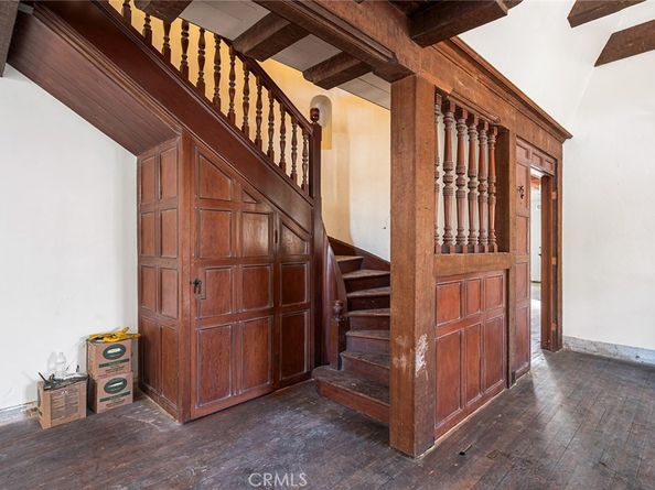 2000 N New Hampshire, Los Feliz CA 90027