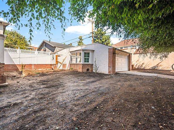 2000 N New Hampshire, Los Feliz CA 90027