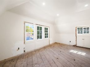 2000 N New Hampshire, Los Feliz CA 90027