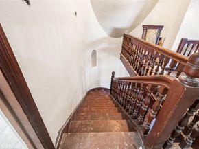 2000 N New Hampshire, Los Feliz CA 90027