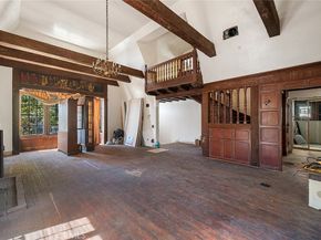 2000 N New Hampshire, Los Feliz CA 90027