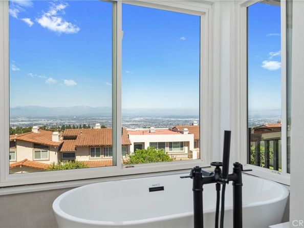 15 Hilltop Circle, Rancho Palos Verdes CA 90275