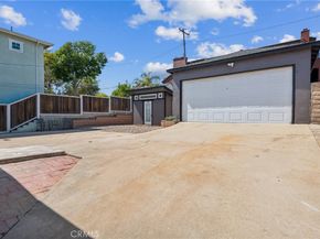 703 Avenue D, Redondo Beach CA 90277