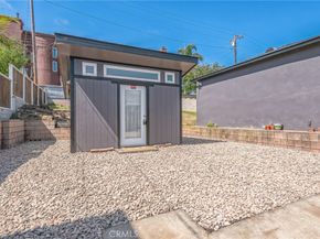 703 Avenue D, Redondo Beach CA 90277