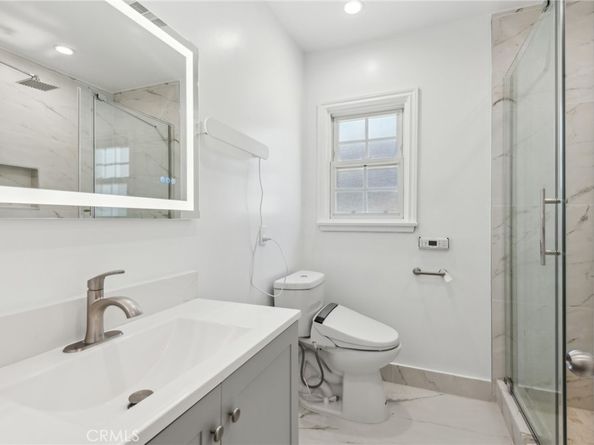 703 Avenue D, Redondo Beach CA 90277