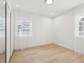 703 Avenue D, Redondo Beach CA 90277