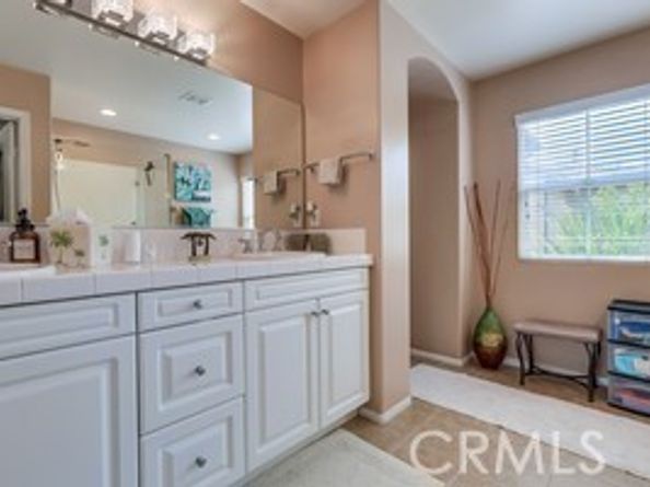 3642 W Luther Lane, Inglewood CA 90305