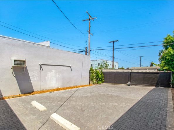 5512 Long Beach Boulevard, Long Beach CA 90805