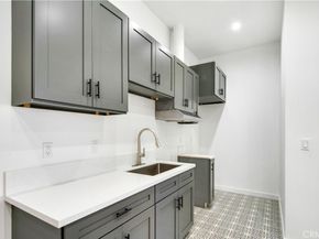 5512 Long Beach Boulevard, Long Beach CA 90805