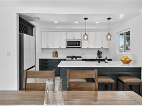 587 Sycamore Avenue, Claremont CA 91711