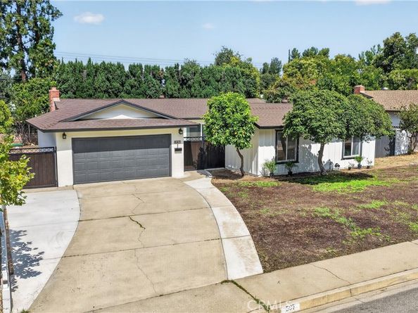 587 Sycamore Avenue, Claremont CA 91711