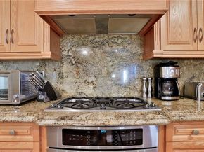 635 W 16th, Upland CA 91784