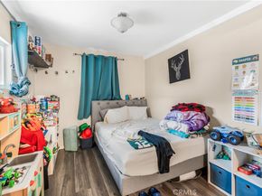 953 Hollins, Los Angeles CA 90023