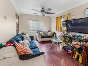 953 Hollins, Los Angeles CA 90023