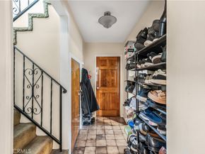 953 Hollins, Los Angeles CA 90023