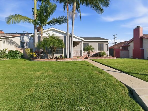 9716 S Van Ness, Los Angeles CA 90047