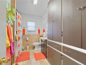 9716 S Van Ness, Los Angeles CA 90047