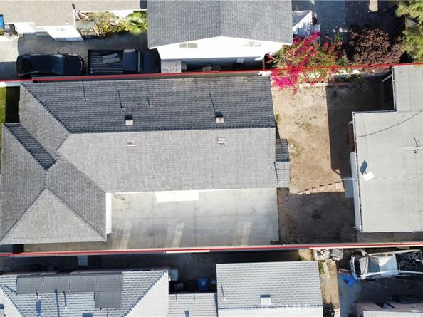 1402 E O, Wilmington CA 90744