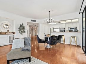 8642 Gregory Way 204, Los Angeles CA 90035