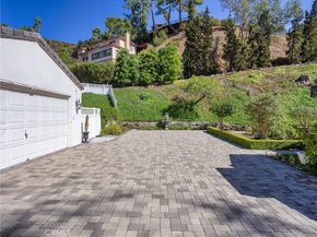 1620 Melwood Drive, Glendale CA 91207