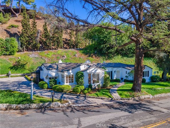 1620 Melwood Drive, Glendale CA 91207