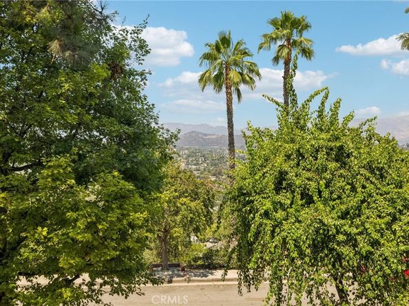 4280 Via Arbolada 201, Los Angeles CA 90042