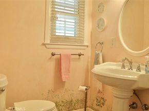 2024 N Kenwood Street, Burbank CA 91505