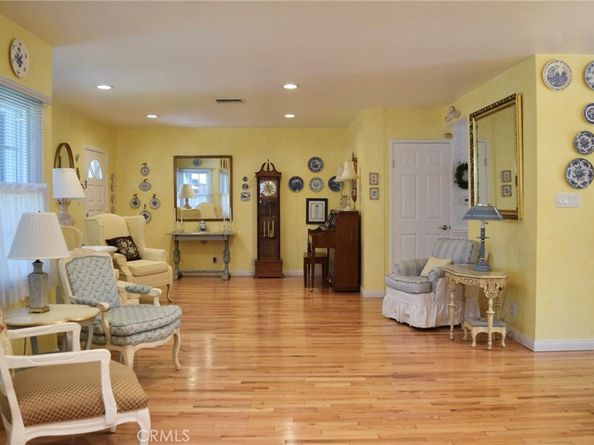 2024 N Kenwood Street, Burbank CA 91505