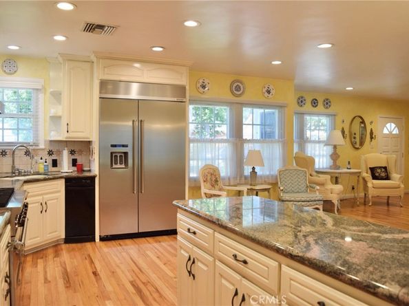 2024 N Kenwood Street, Burbank CA 91505
