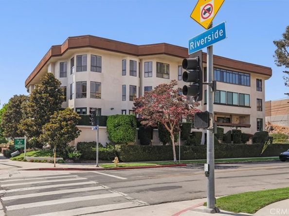 10409 Riverside Drive 203, Toluca Lake CA 91602