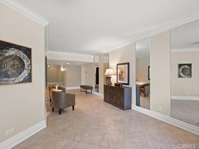 10409 Riverside Drive 203, Toluca Lake CA 91602