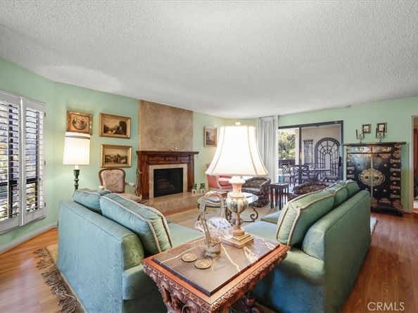 10409 Riverside Drive 203, Toluca Lake CA 91602