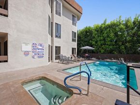 10409 Riverside Drive 203, Toluca Lake CA 91602