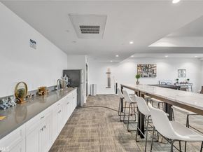 56 E Duarte 418, Arcadia CA 91006