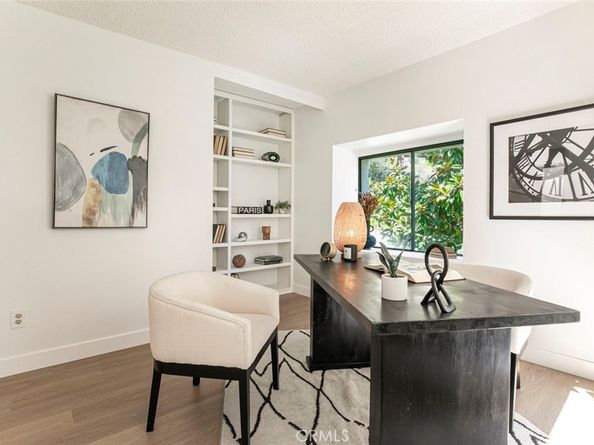 67 Penhill Court, Glendale CA 91206