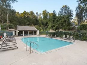 67 Penhill Court, Glendale CA 91206
