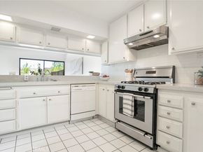 67 Penhill Court, Glendale CA 91206