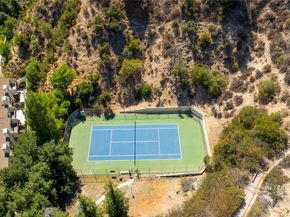 67 Penhill Court, Glendale CA 91206