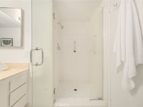 67 Penhill Court, Glendale CA 91206